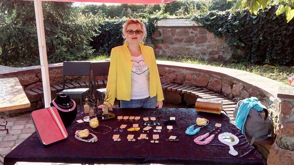 благодійний ярмарок